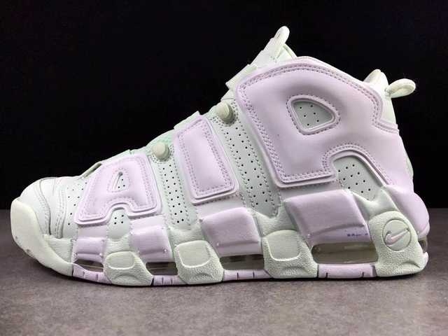 nike uptempo 96 homme pas cher